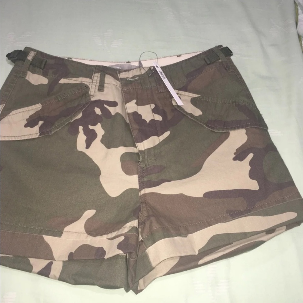 camo shorts